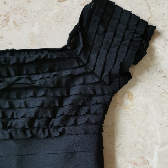 Max Studio retro 50's black tiered bodycon dress sz s - Picture 5 of 7